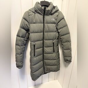 North Face Grey 550 Down puffer jacket Small
